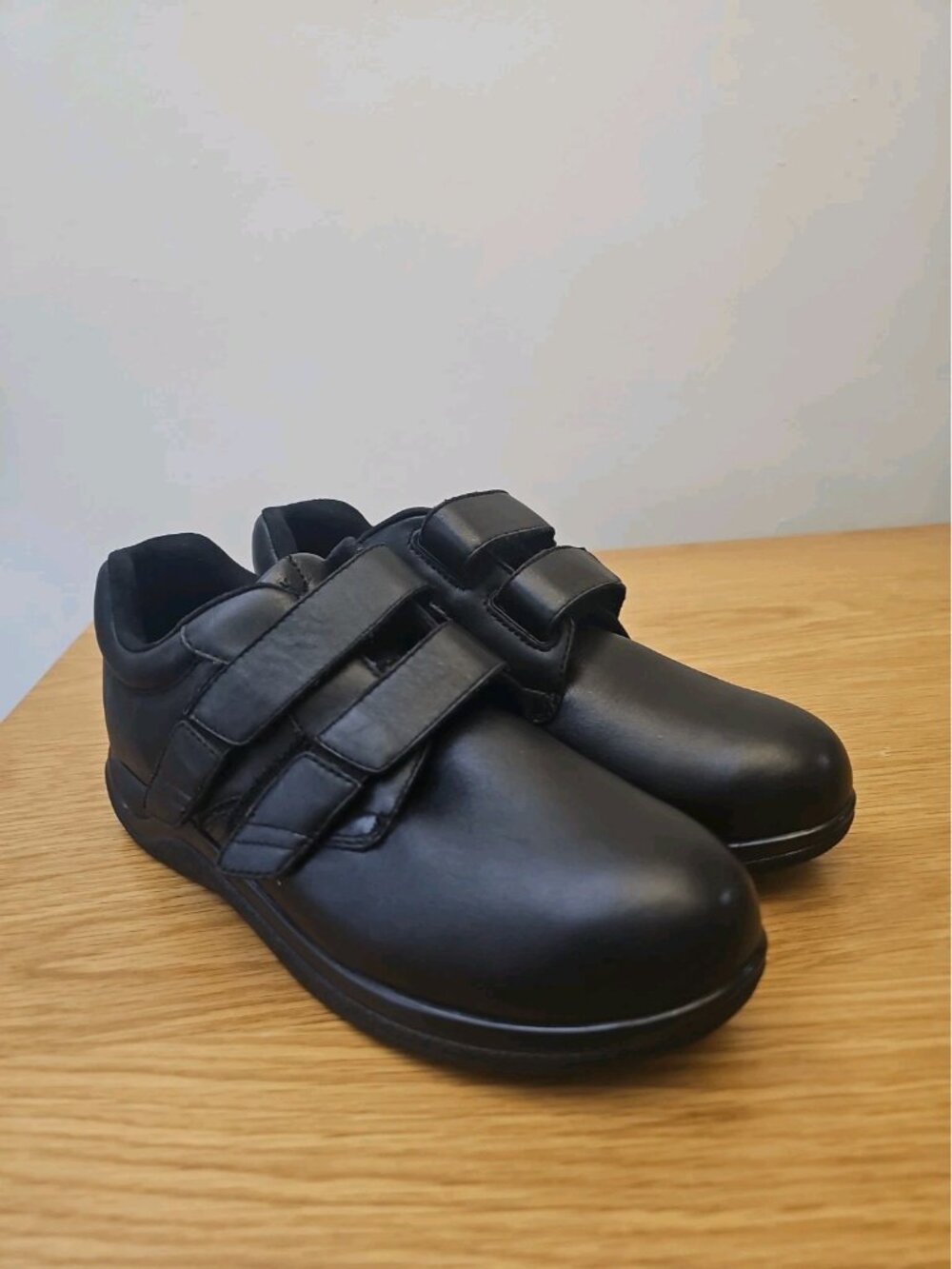 P.W. Minor Embrace Strap Orthopedic Shoes – Genuine Leather Size 9.5M